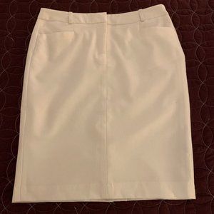 Calvin Klein Women's White Skirt, SIze 6,